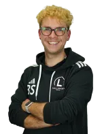 Bennett Stolze