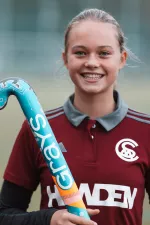 Neele L.