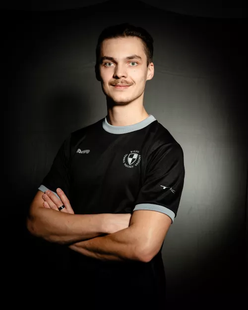 player image