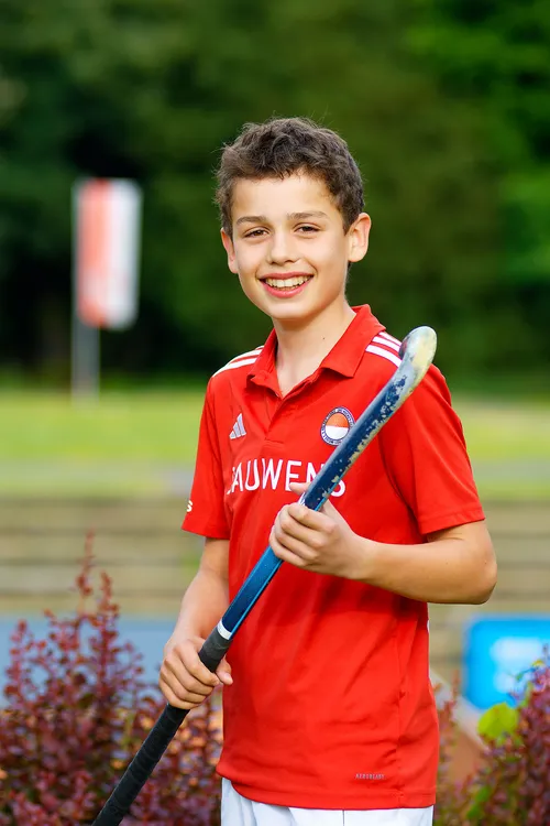 player image