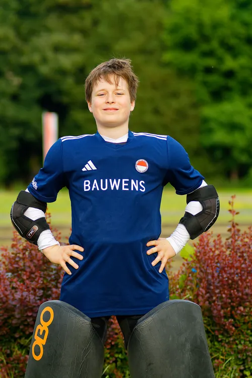 player image
